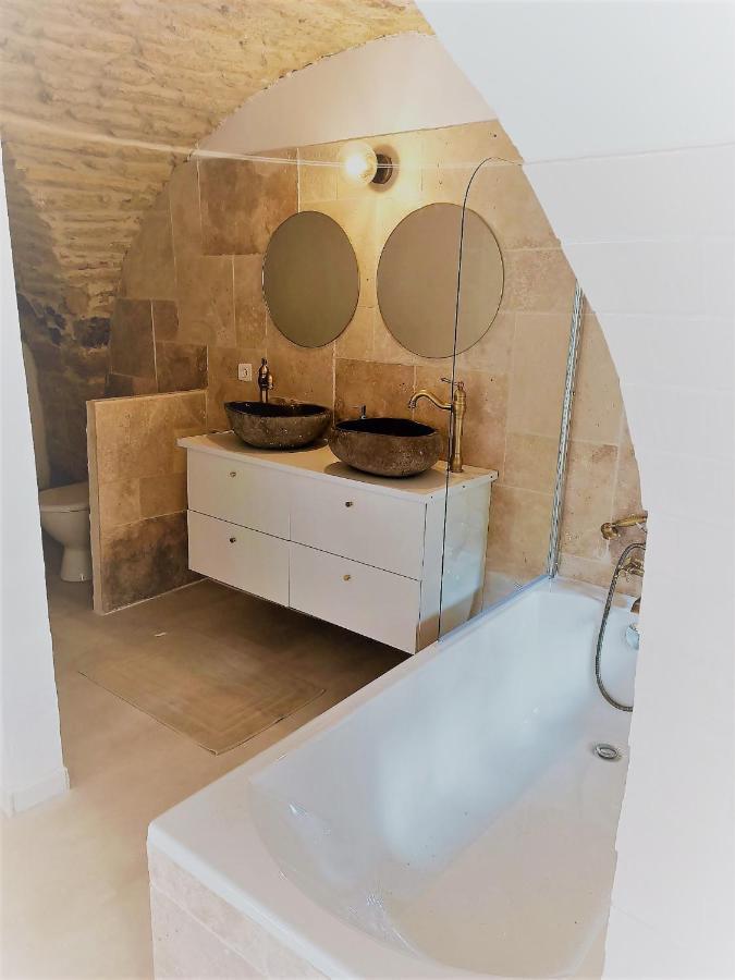 Bed and Breakfast La Cachette Aigues-Vives  Экстерьер фото