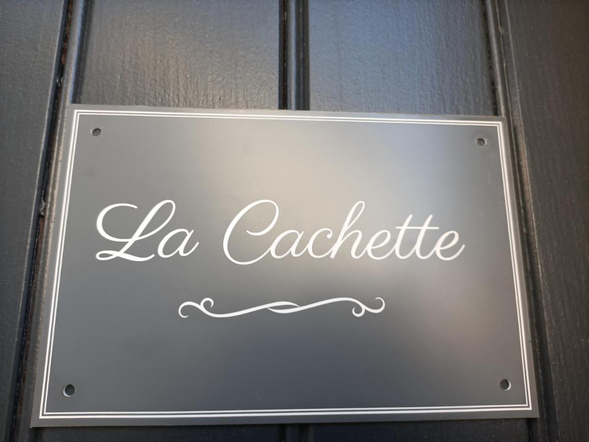 Bed and Breakfast La Cachette Aigues-Vives  Экстерьер фото