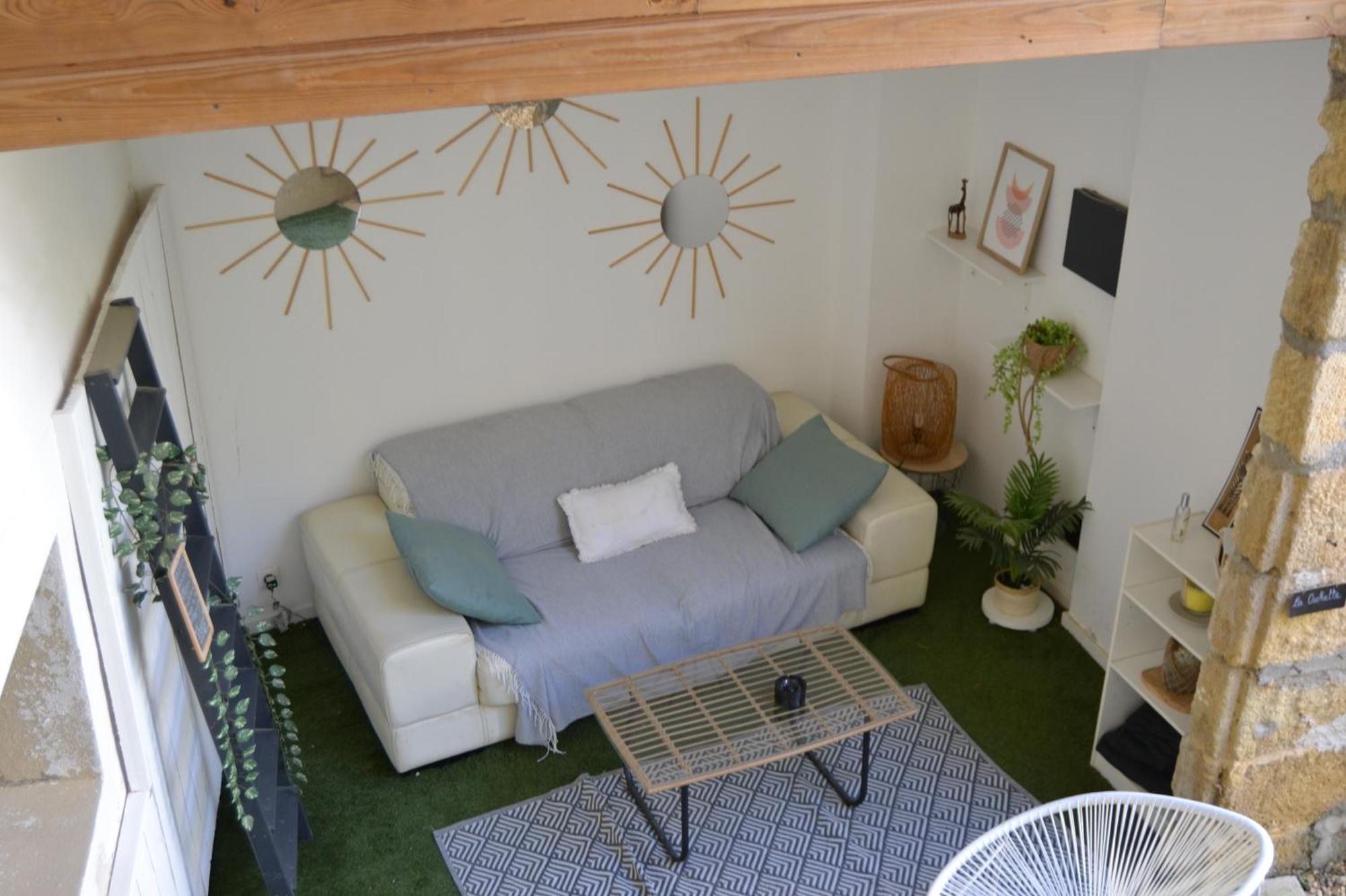 Bed and Breakfast La Cachette Aigues-Vives  Экстерьер фото